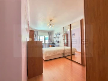 Apartamento T3 para Venda em Venteira