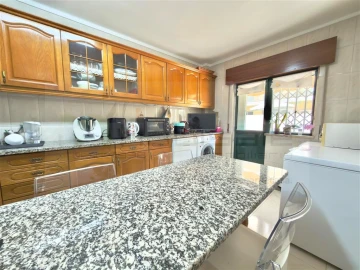 Apartamento T3 para Venda em Venteira