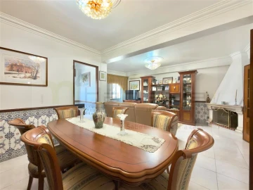 Apartamento T3 para Venda em Venteira