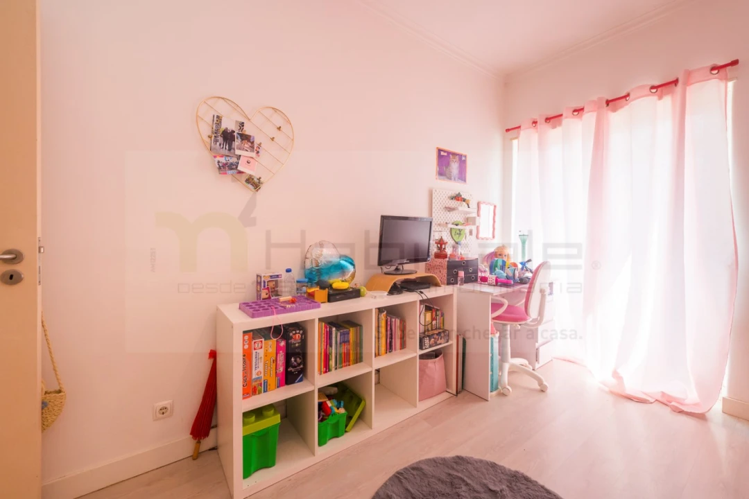 Apartamento T3 para Venda em Algueirão-Mem Martins Foto 7
