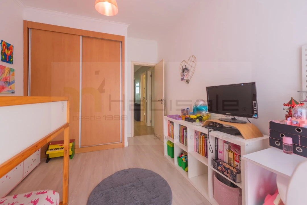 Apartamento T3 para Venda em Algueirão-Mem Martins Foto 8