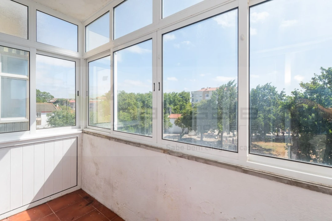 Apartamento T3 para Venda em Algueirão-Mem Martins Foto 15