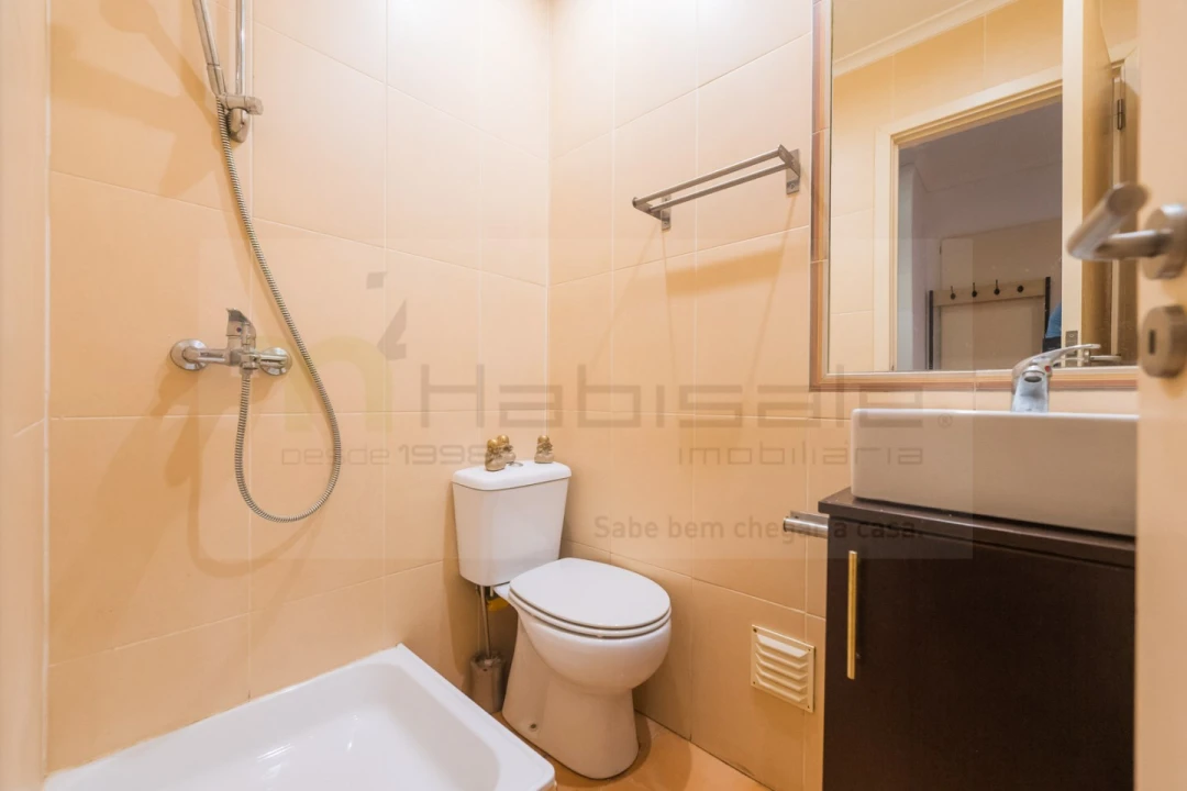Apartamento T3 para Venda em Algueirão-Mem Martins Foto 17