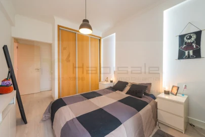 Apartamento T3 para Venda em Algueirão-Mem Martins