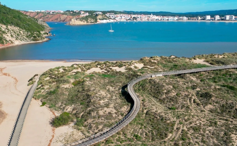 Moradia T3 para Venda em Tornada e Salir do Porto Foto 17