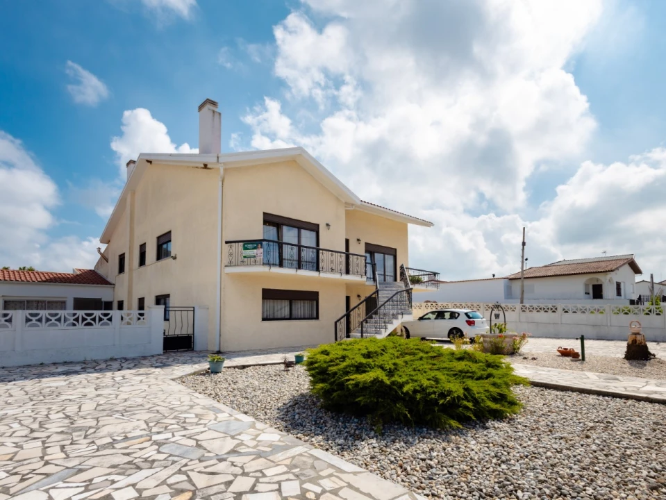 Moradia T7 para Venda em Marinha das Ondas Foto 26