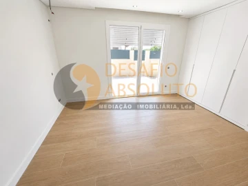 Moradia para Venda em Azeitão (São Lourenço e São Simão)