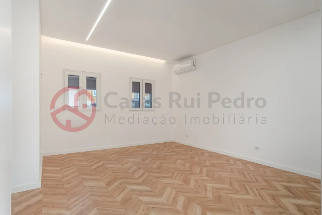 Moradia T3 para Venda em União das Freguesias de Setúbal Foto 30