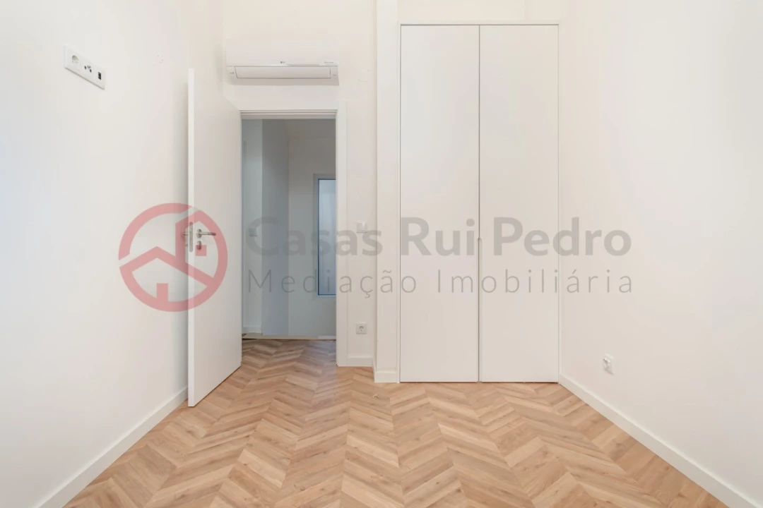 Moradia T3 para Venda em União das Freguesias de Setúbal Foto 33
