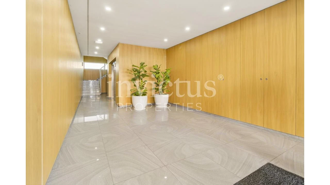 Apartamento T3 para Venda em Cedofeita, Santo Ildefonso, Sé, Miragaia, São Nicolau e Vitória Foto 3