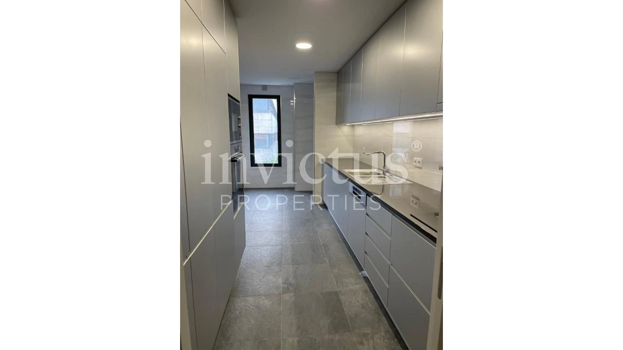 Apartamento T3 para Venda em Cedofeita, Santo Ildefonso, Sé, Miragaia, São Nicolau e Vitória Foto 6