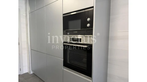 Apartamento T3 para Venda em Cedofeita, Santo Ildefonso, Sé, Miragaia, São Nicolau e Vitória
