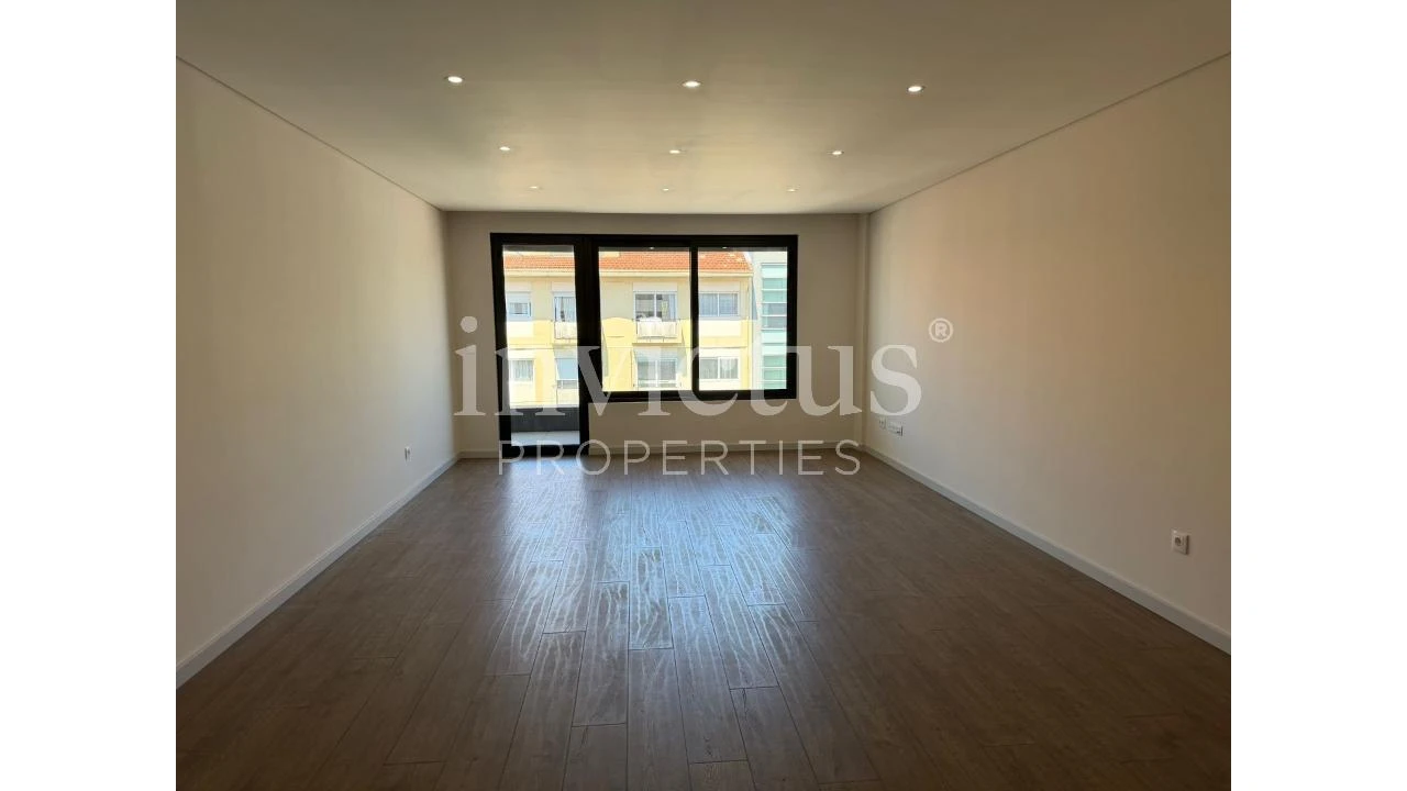 Apartamento T3 para Venda em Cedofeita, Santo Ildefonso, Sé, Miragaia, São Nicolau e Vitória Foto 4