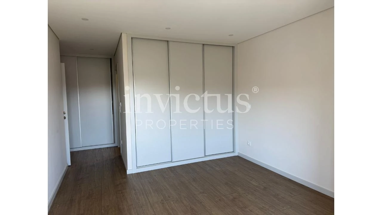 Apartamento T3 para Venda em Cedofeita, Santo Ildefonso, Sé, Miragaia, São Nicolau e Vitória Foto 7