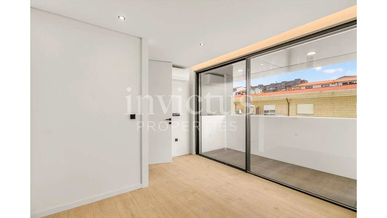 Apartamento T3 para Venda em Gondomar (São Cosme), Valbom e Jovim Foto 12