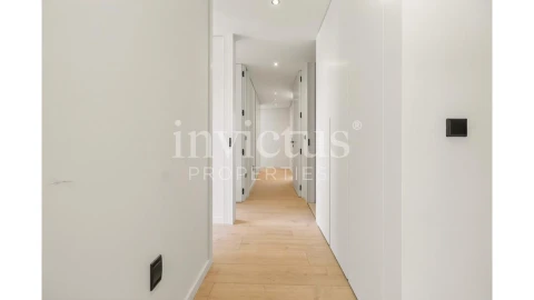 Apartamento T4 para Venda em Gondomar (São Cosme), Valbom e Jovim