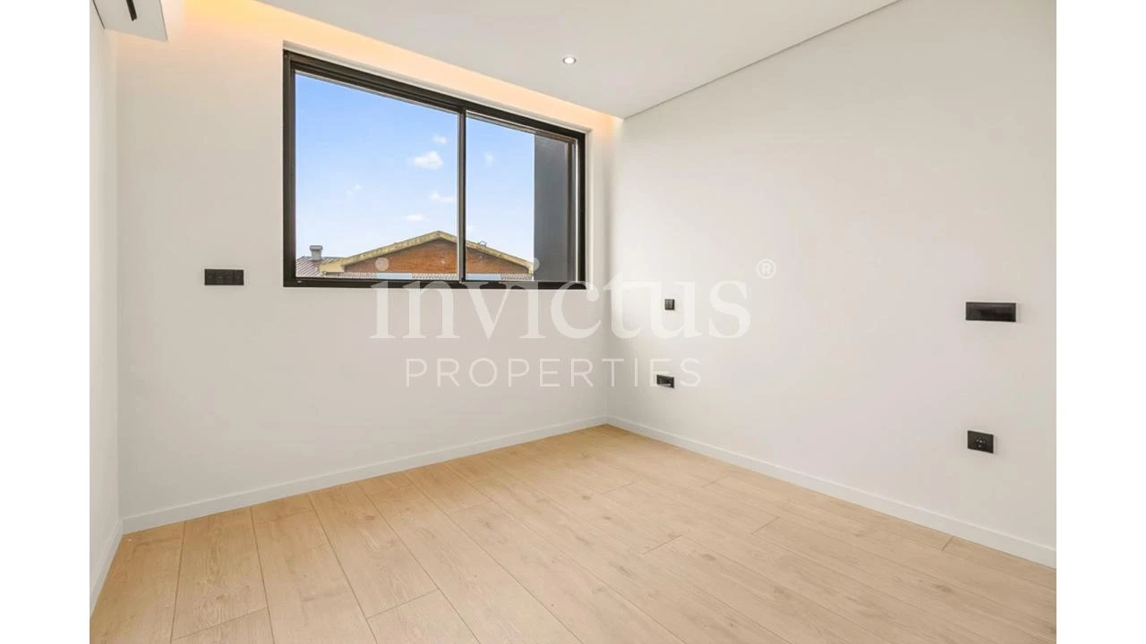 Apartamento T4 para Venda em Gondomar (São Cosme), Valbom e Jovim Foto 15