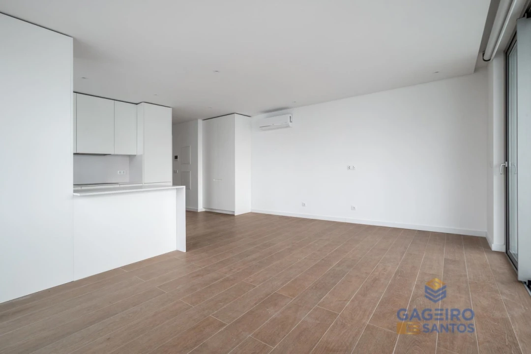 Apartamento T2 para Venda em São Martinho do Porto Foto 1