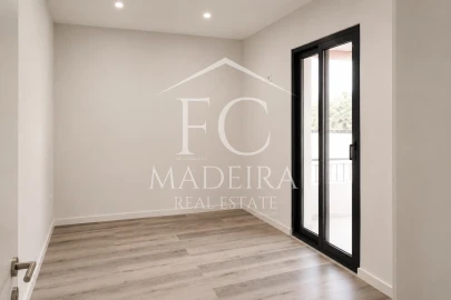 Moradia T2 para Venda em Santa Cruz