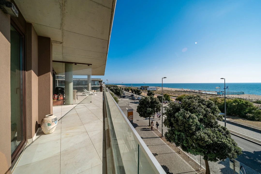 Apartamento T5 para Venda em Canidelo Foto 26