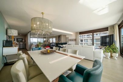 Apartamento T5 para Venda em Canidelo