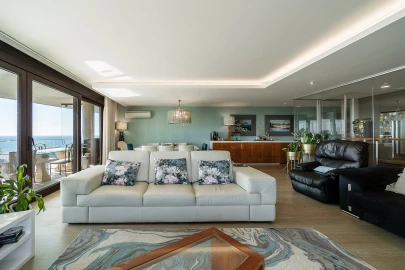 Apartamento T5 para Venda em Canidelo