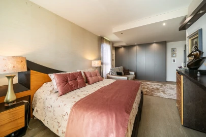 Apartamento T5 para Venda em Canidelo