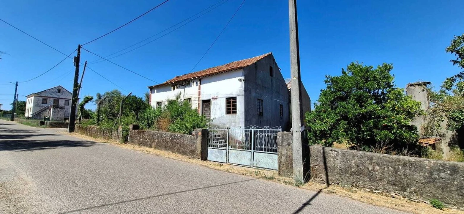 Moradia T4 para Venda em Igreja Nova do Sobral Foto 2