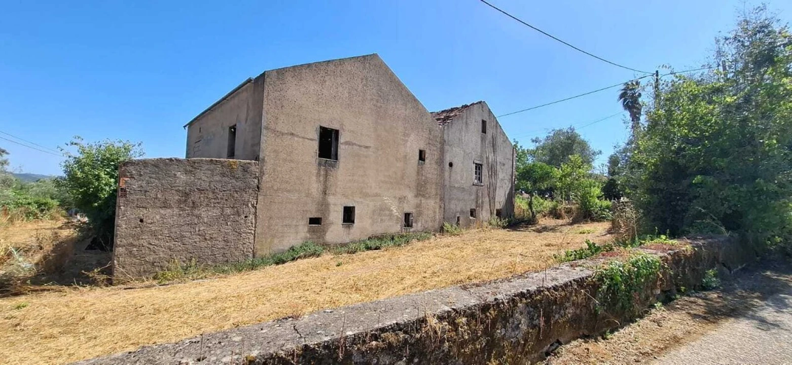 Moradia T4 para Venda em Igreja Nova do Sobral Foto 4