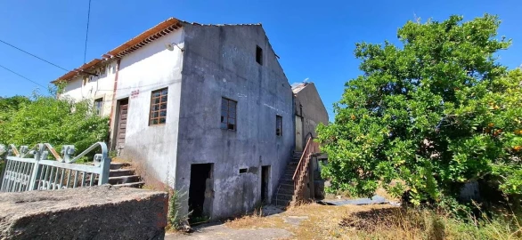 Moradia T4 para Venda em Igreja Nova do Sobral