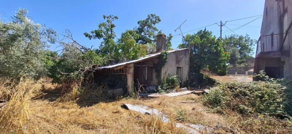 Moradia T4 para Venda em Igreja Nova do Sobral