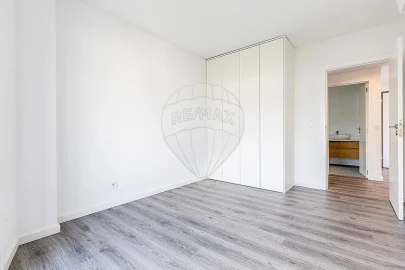Apartamento T2 para Venda em Sesimbra (Santiago)