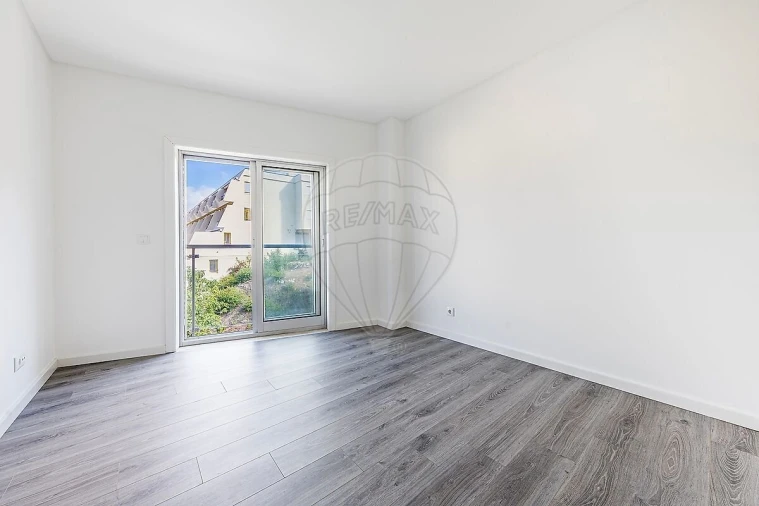 Apartamento T2 para Venda em Sesimbra (Santiago) Foto 6