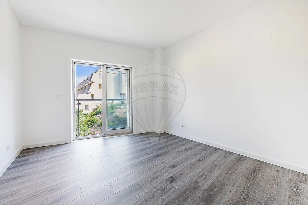 Apartamento T2 para Venda em Sesimbra (Santiago) Foto 6
