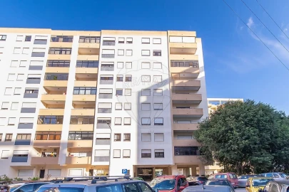 Apartamento T2 para Venda em Póvoa de Santa Iria e Forte da Casa