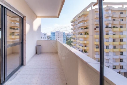 Apartamento T2 para Venda em Póvoa de Santa Iria e Forte da Casa