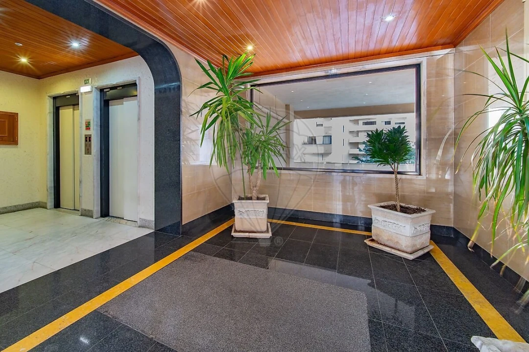 Apartamento T2 para Venda em Póvoa de Santa Iria e Forte da Casa Foto 22