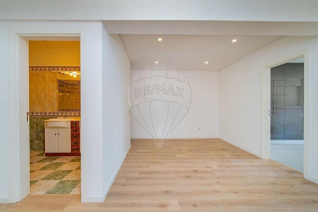 Apartamento T2 para Venda em Póvoa de Santa Iria e Forte da Casa Foto 20