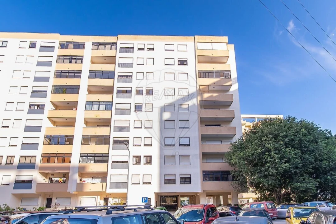 Apartamento T2 para Venda em Póvoa de Santa Iria e Forte da Casa Foto 23