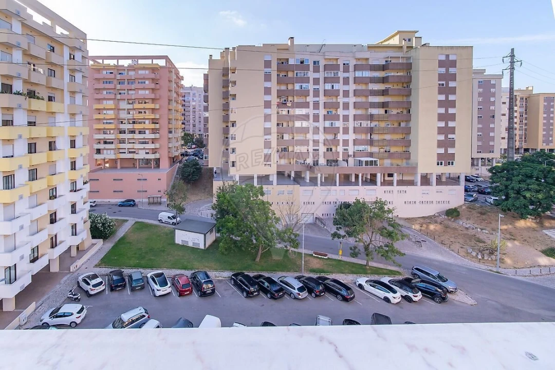 Apartamento T2 para Venda em Póvoa de Santa Iria e Forte da Casa Foto 17