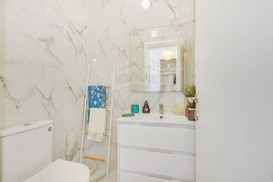 Apartamento T2 para Venda em Alcochete Foto 16