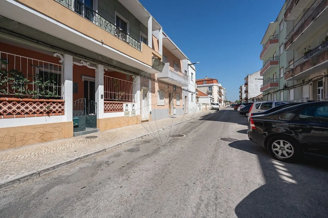 Apartamento T2 para Venda em Alcochete Foto 26