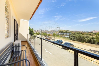 Moradia T4 para Venda em Santa Clara