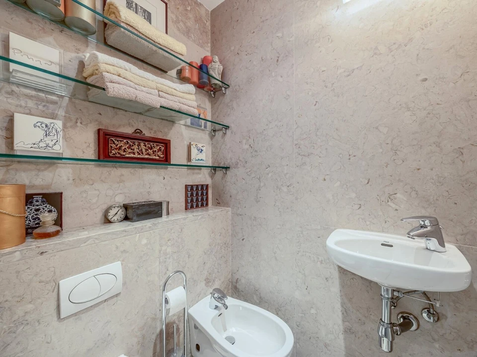 Apartamento T1 para Venda em Misericórdia Foto 18