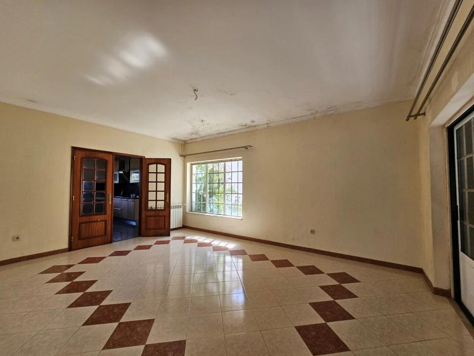Moradia T5 para Venda em Ericeira Foto 11