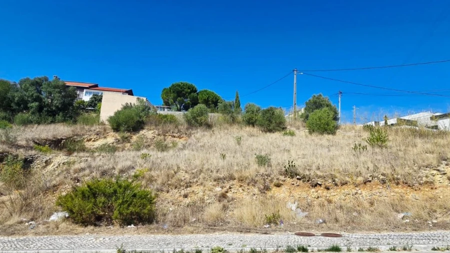 Terreno para Venda em Vialonga