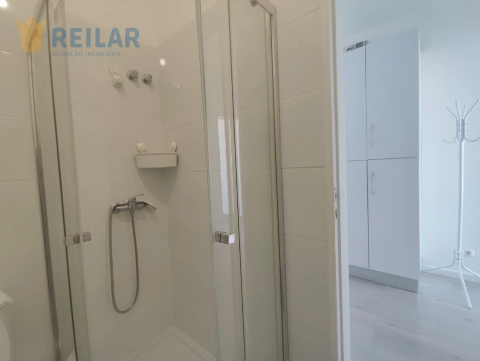 Apartamento T3 para Arrendamento em Santa Iria de Azoia, São João da Talha e Bobadela Foto 20