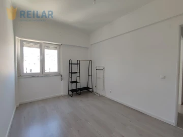 Apartamento T3 para Arrendamento em Santa Iria de Azoia, São João da Talha e Bobadela