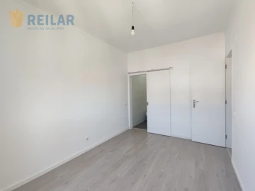 Apartamento T3 para Arrendamento em Santa Iria de Azoia, São João da Talha e Bobadela