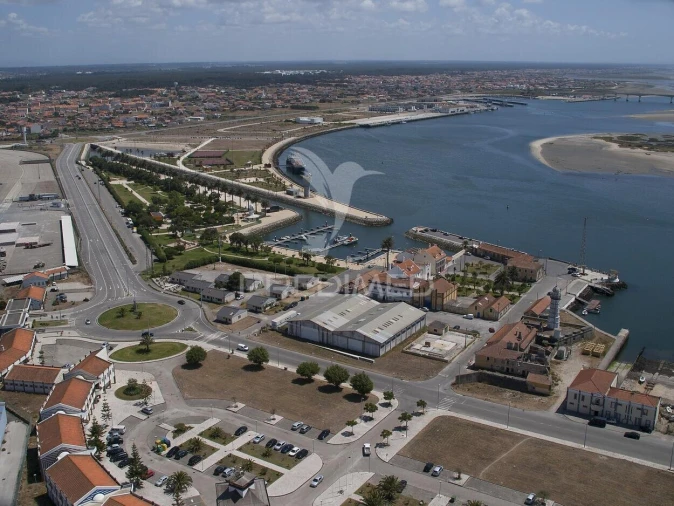 Prédio para Venda em Gafanha da Nazaré Foto 2